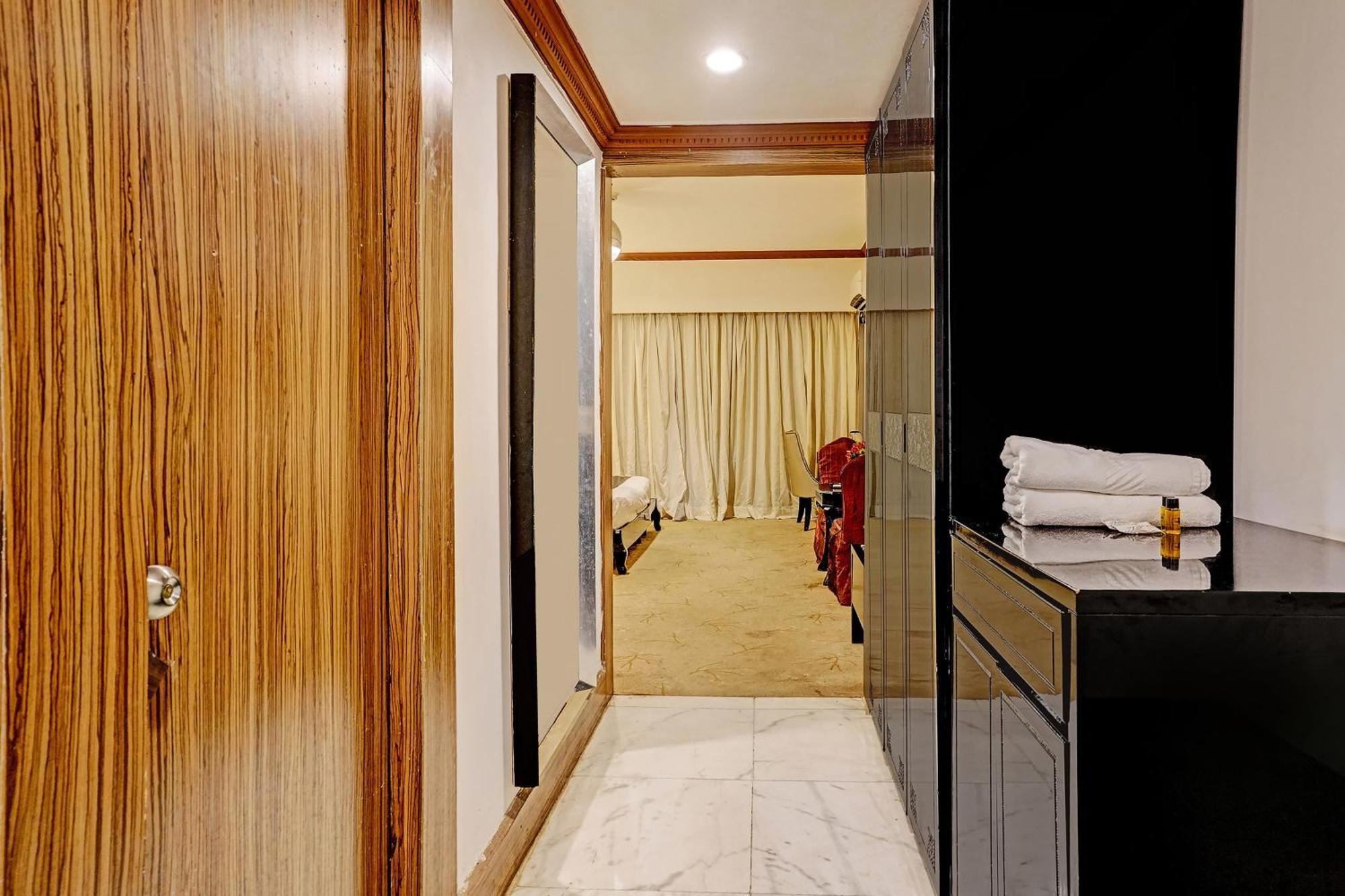 Townhouse 809 Royal Palms Hotel - Rose Collection Bombaim Exterior foto